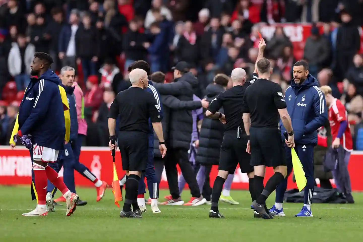 Richard Keys et Andy Gray démantèlent «l'erreur d'arbitre de base» dans Nottingham Forest vs Liverpool pendant la diatribe furieuse