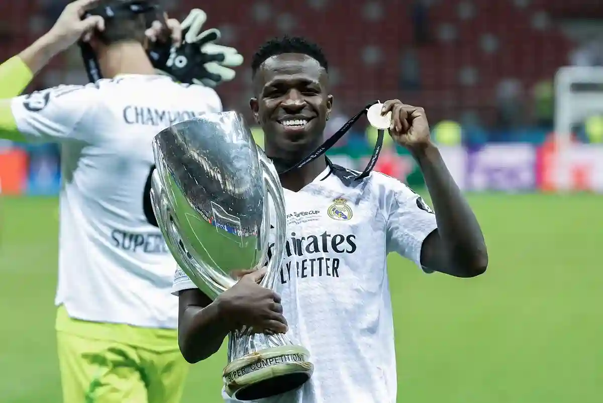 Le Real Madrid et Vinicius sont clairs sur l'avenir du Brésilien après l'offre saoudienne