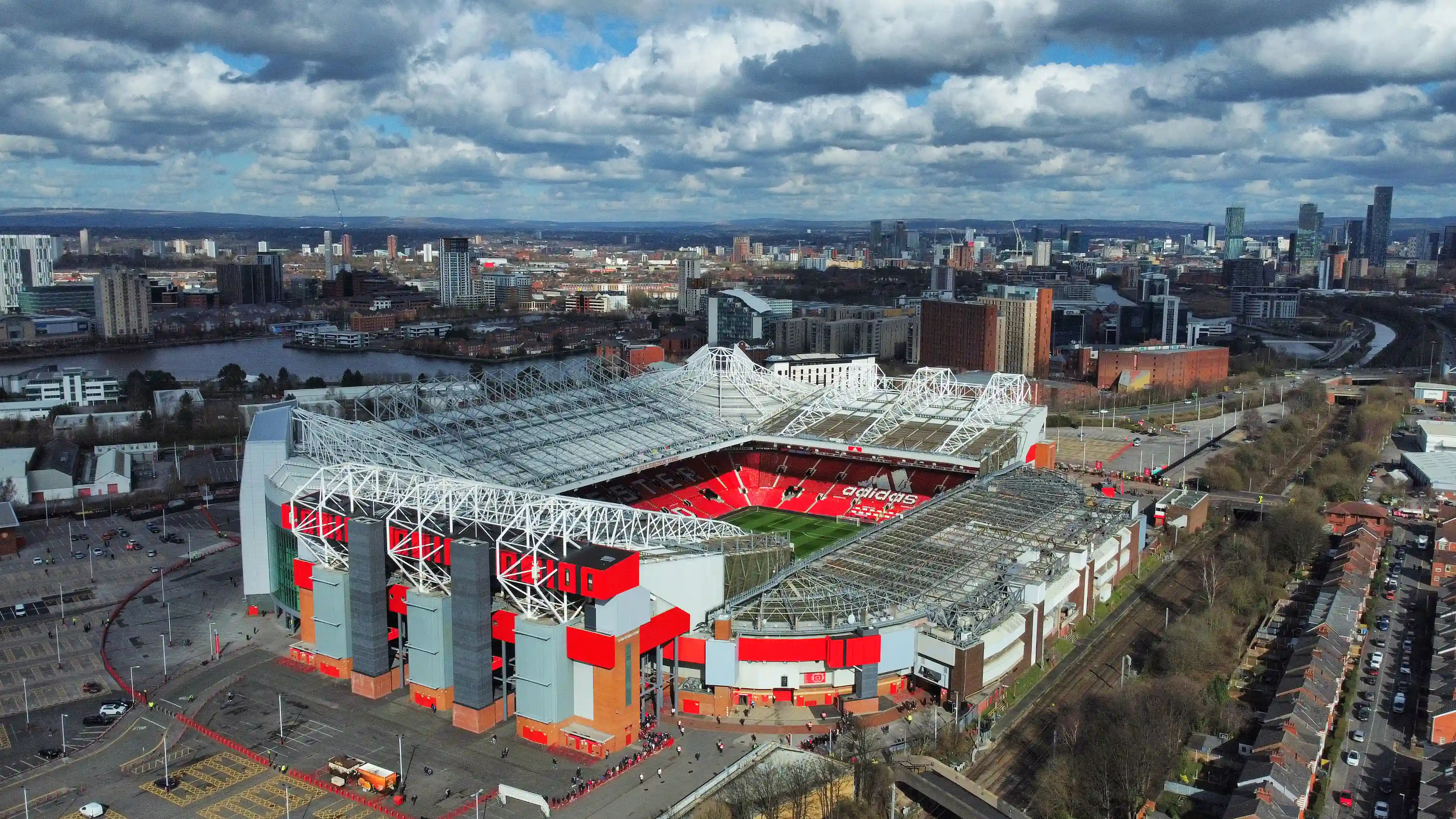 Manchester United Partage une mise à jour passionnante sur les plans de réaménagement de Trafford de 2 milliards de livres sterling