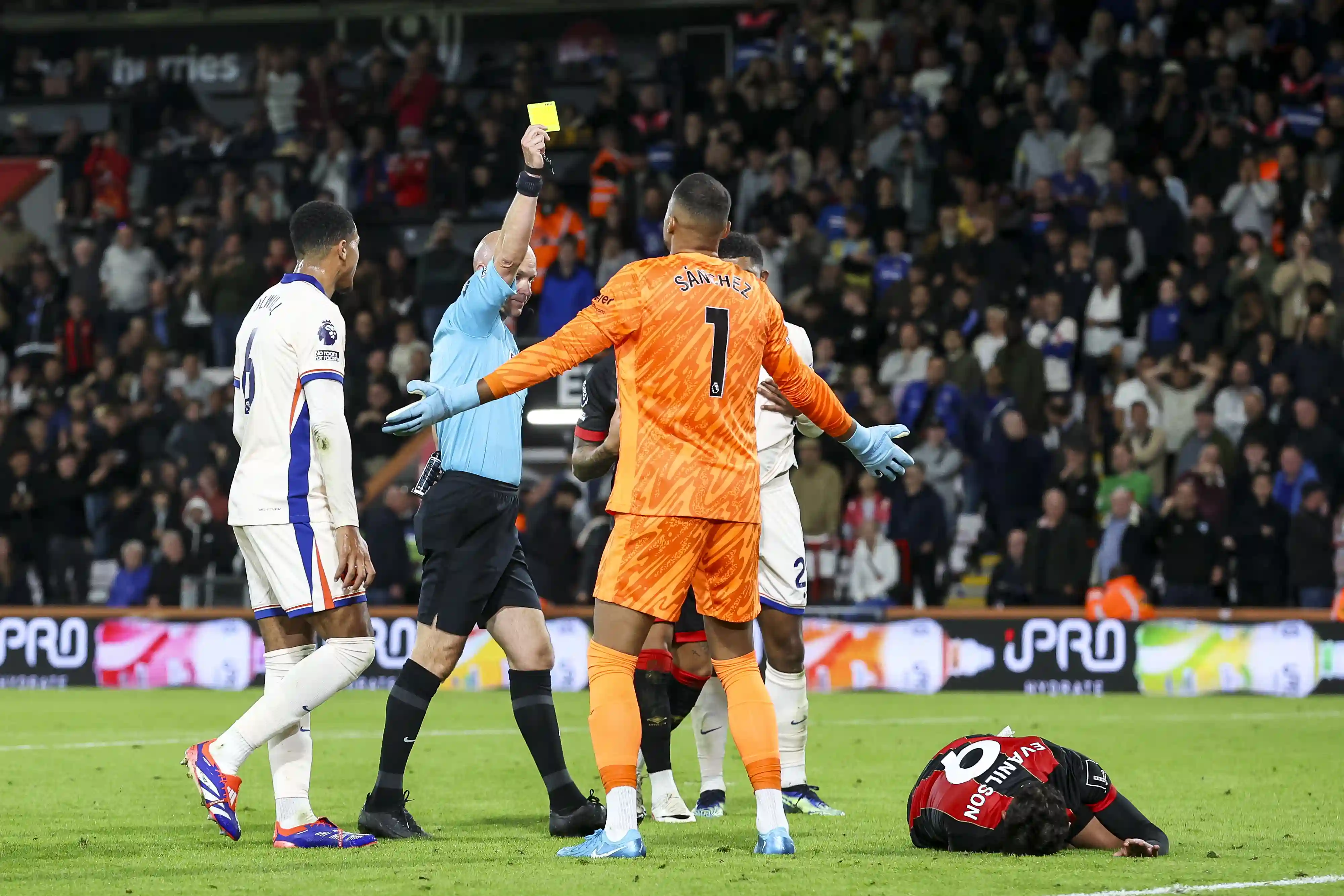 Record unique de Premier League battu alors que Chelsea a battu Bournemouth dans une affaire de mauvaise humeur