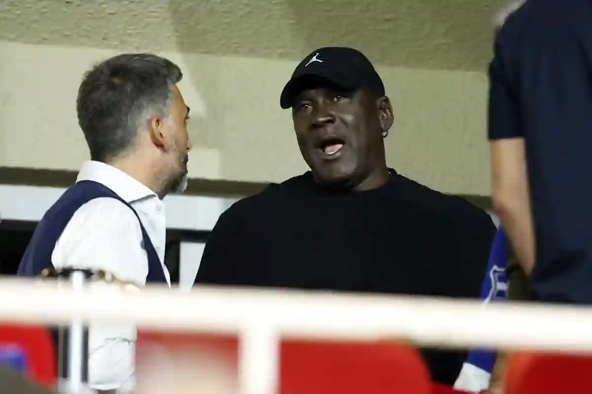 Michael Jordan, spectateur de luxe dans les champions Monaco-Barcelone