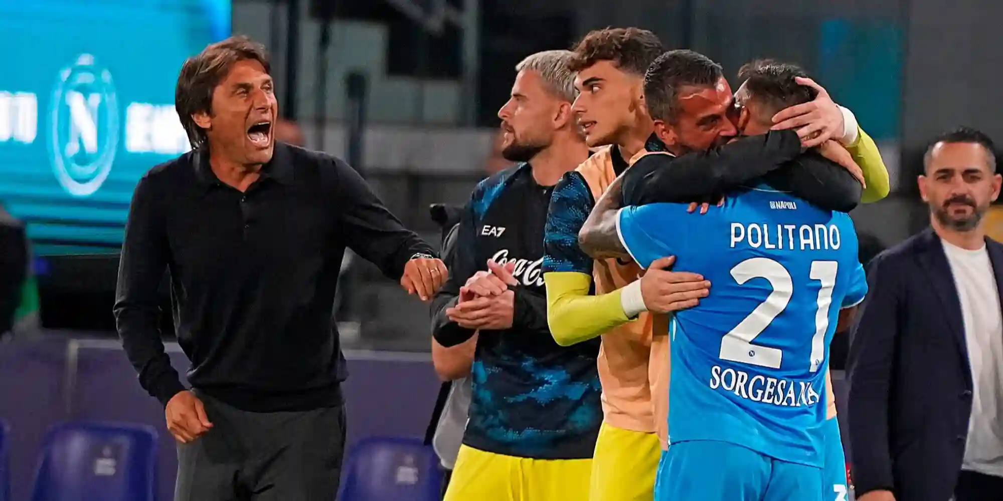 Napoli de Conte prend le sommet de Serie A: Politano et Kvara, Monza Ko