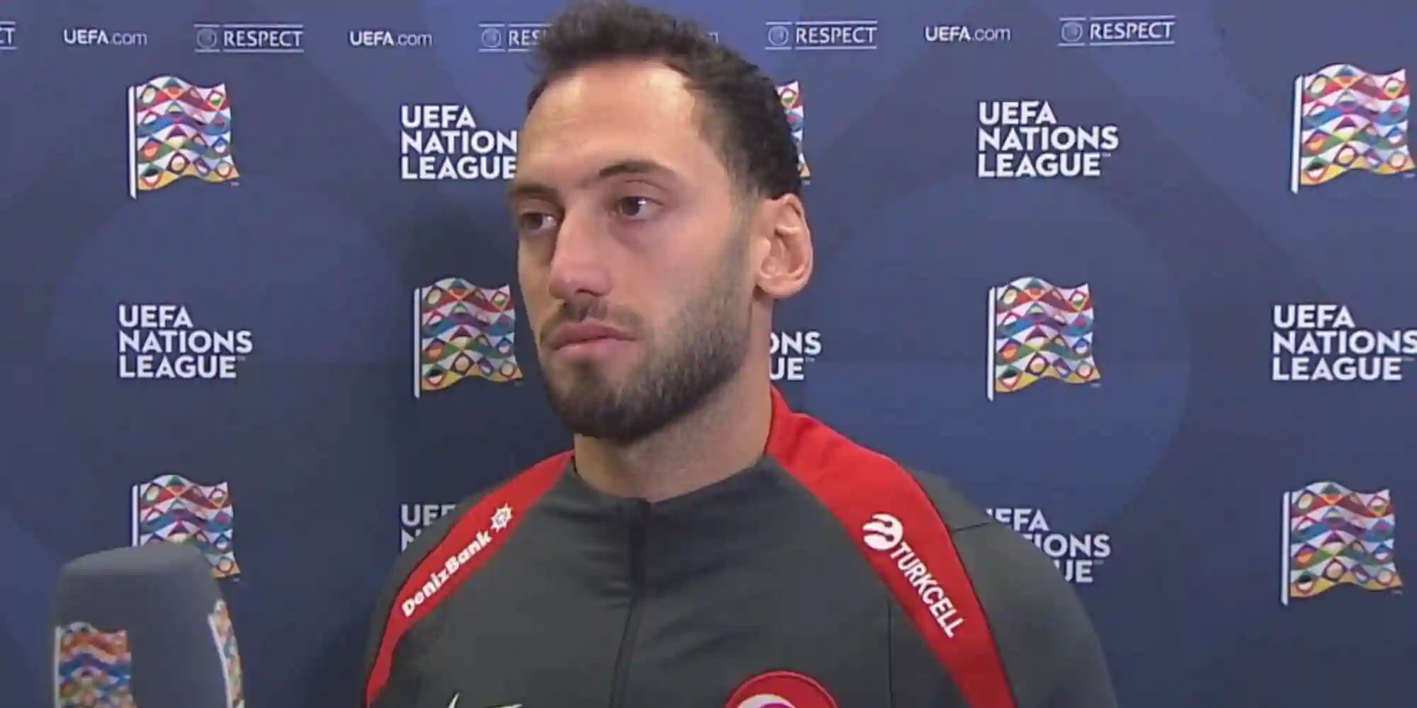 Anxiété Calhanoglu, New Inter Alarm: J'ai recommencé à ressentir de la douleur