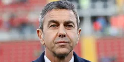 Costacurta joue Milan-Juve: Qui ne peut pas perdre. Avec l'équipe de Motta Viva