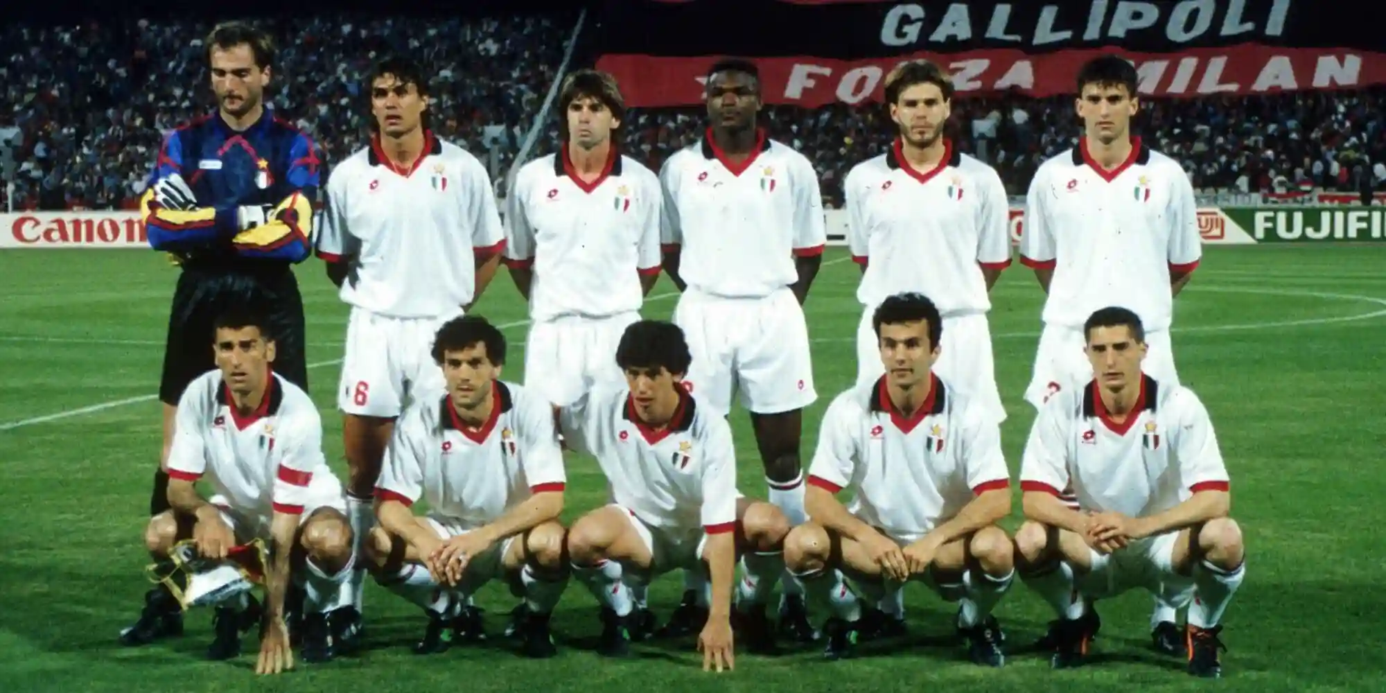 L'ancienne star Milan est le père, le test ADN le dit: L'histoire incroyable