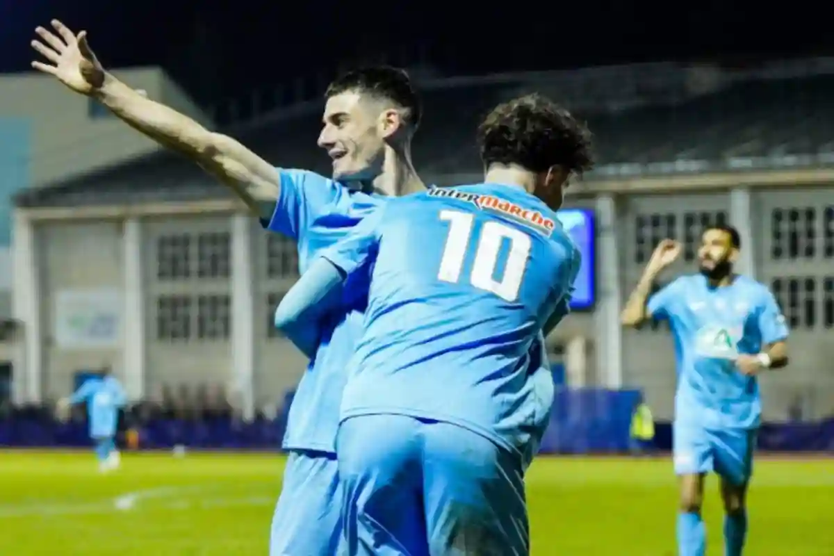 Le LE PUY de la quatrième division humilie Montpellier dans la Coupe: 4-0!