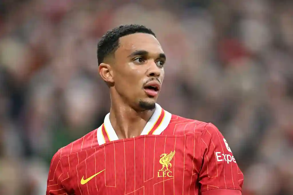 Le partisan de Liverpool avertit Trent Alexander-Arnold à propos de la réaction des fans de Liverpool s'il effectue le transfert du Real Madrid