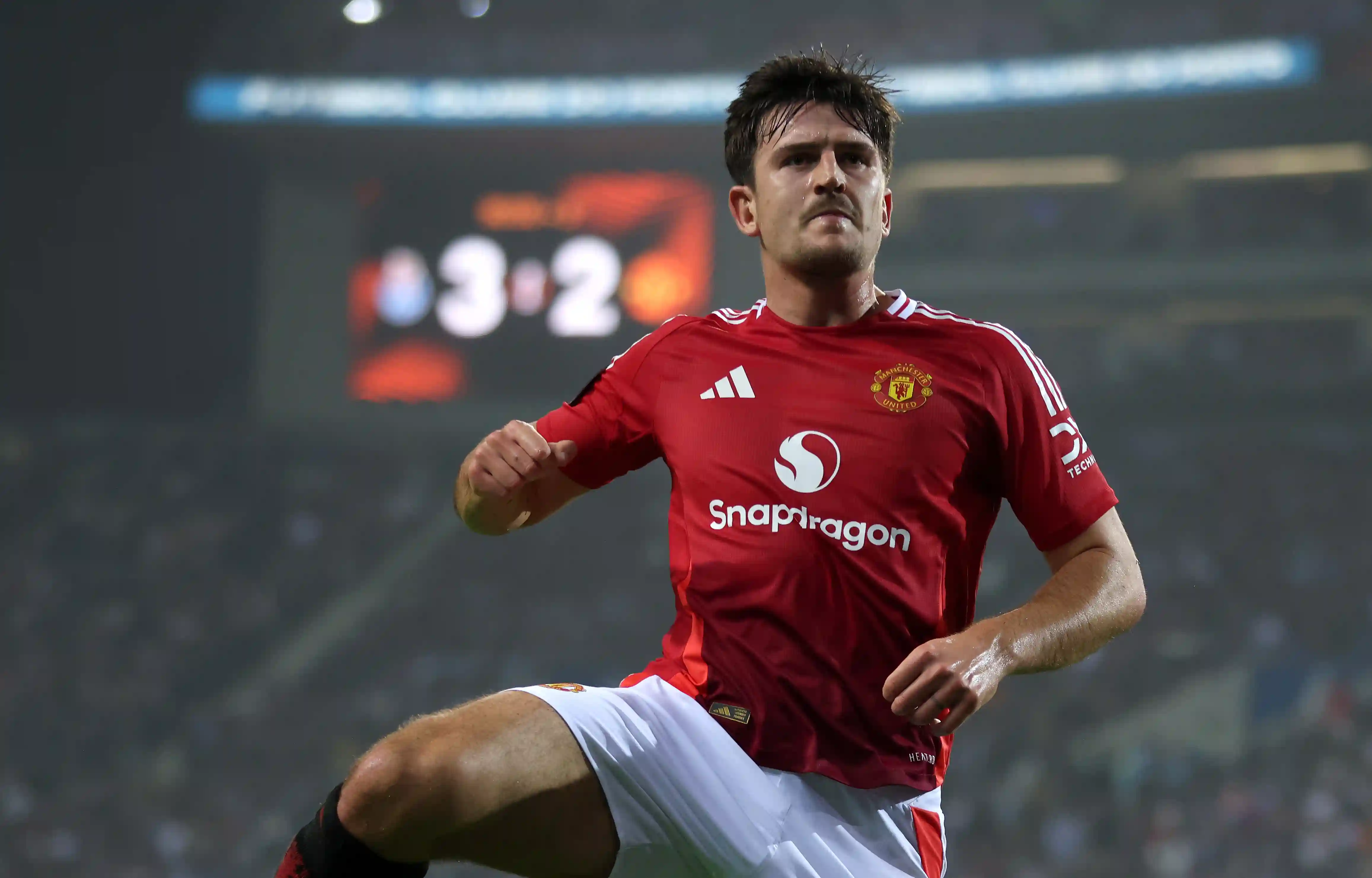 Ruben Amorim révèle ce qu'il a dit à Harry Maguire avant que Man United ne déclenche la clause du contrat