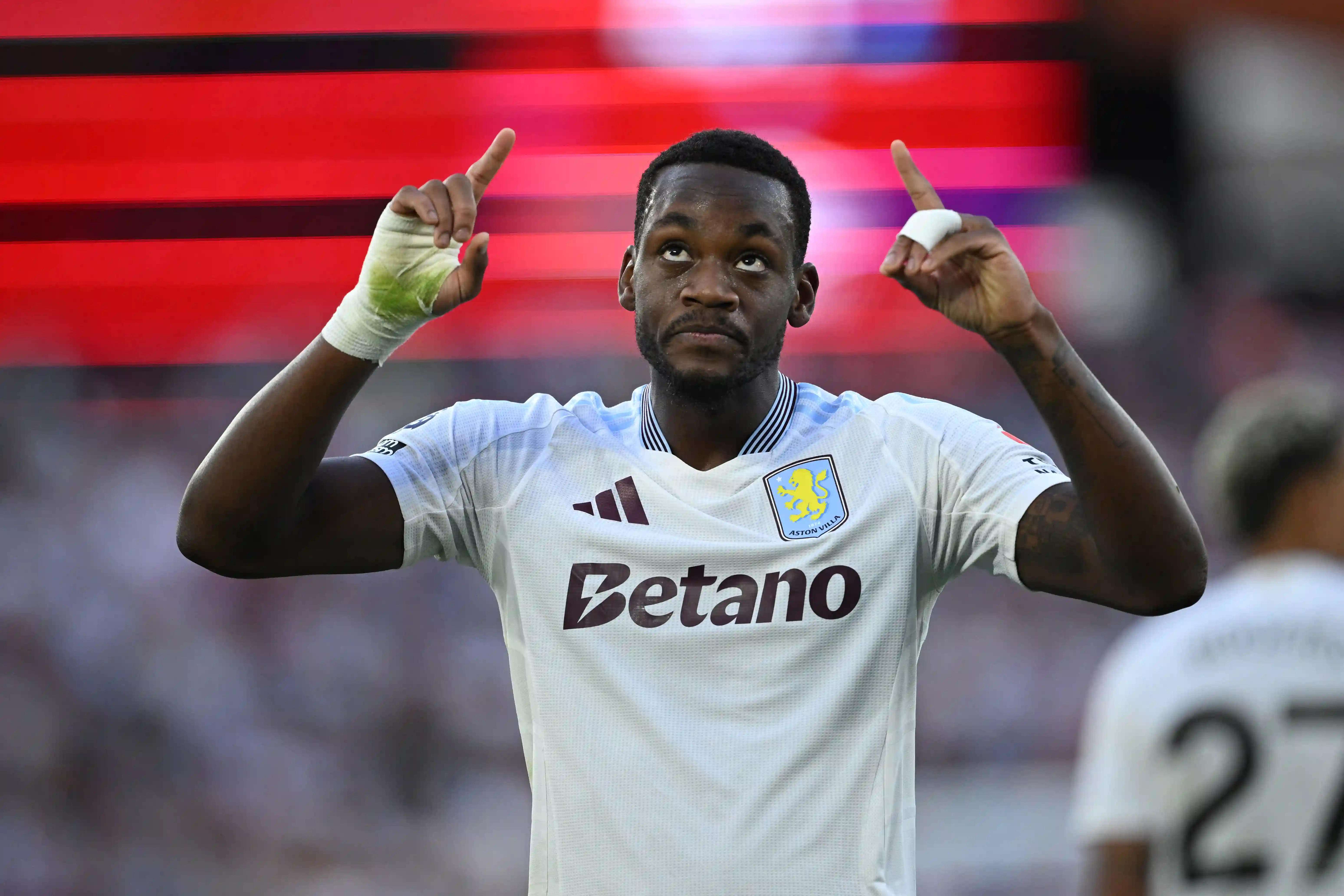 Aston Villa rejette l'offre de 40 millions de livres sterling de l'équipe de Premier League pour l'attaquant Jhon Duran