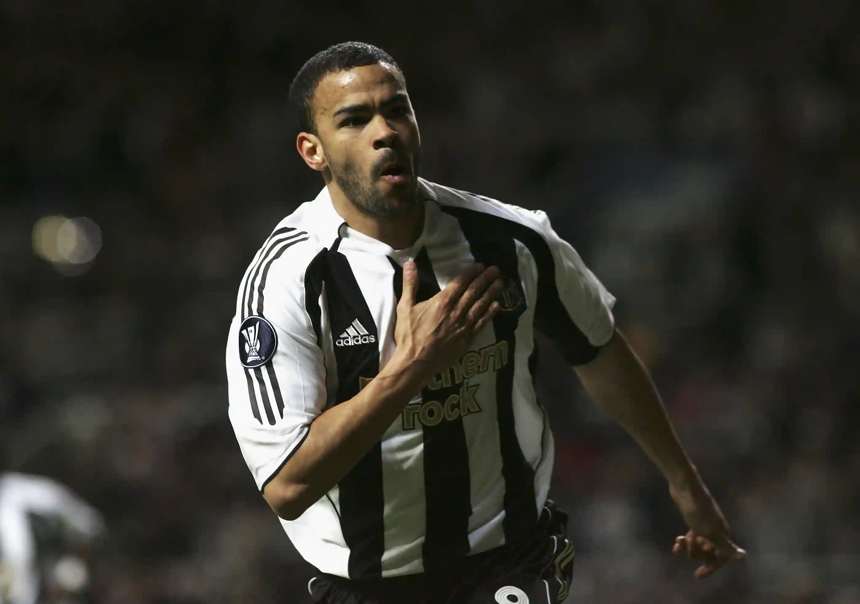 J'aurais pu rejoindre Arsenal et remporter des trophées avec Thierry Henry mais l'argent de Newcastle était trop tentant