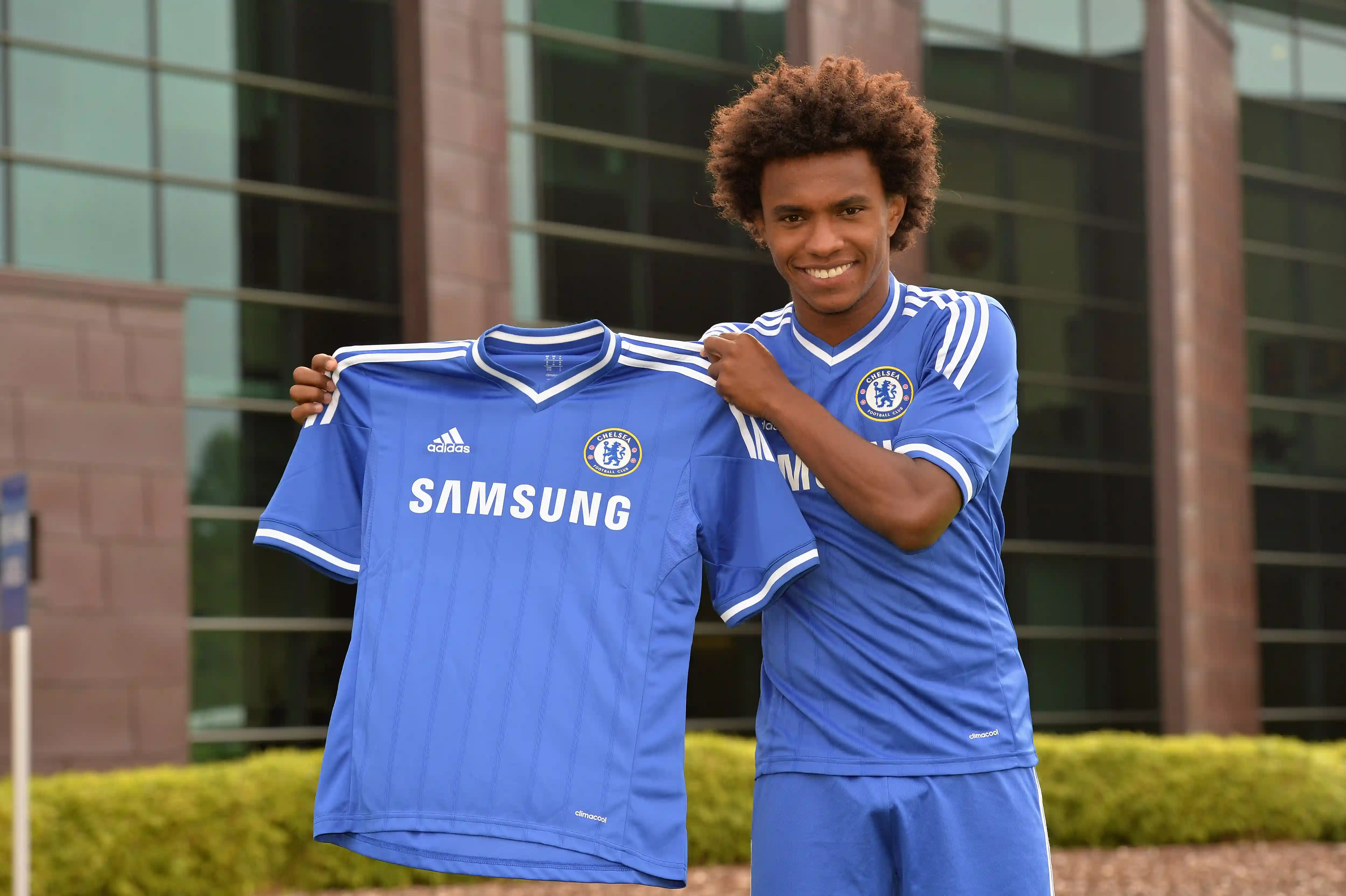 Chelsea a tenté un détournement de transfert de style Willian sur Tottenham pendant que le joueur était à l'aéroport