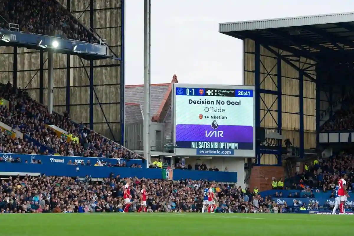 L'Angleterre pleure après l'absence de la VAR dans la FA Cup: Je le dis parce que nous avons gagné, mais nous nous serrions silencieux.