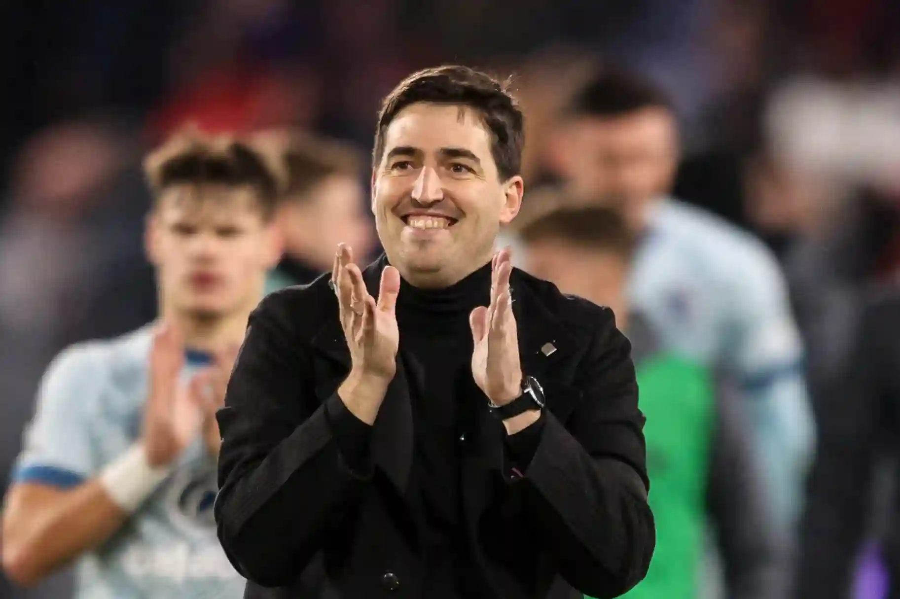 Bournemouth essayant de persuader Andoni Iraola de rester au milieu de Tottenham et d'intérêt du Real Madrid